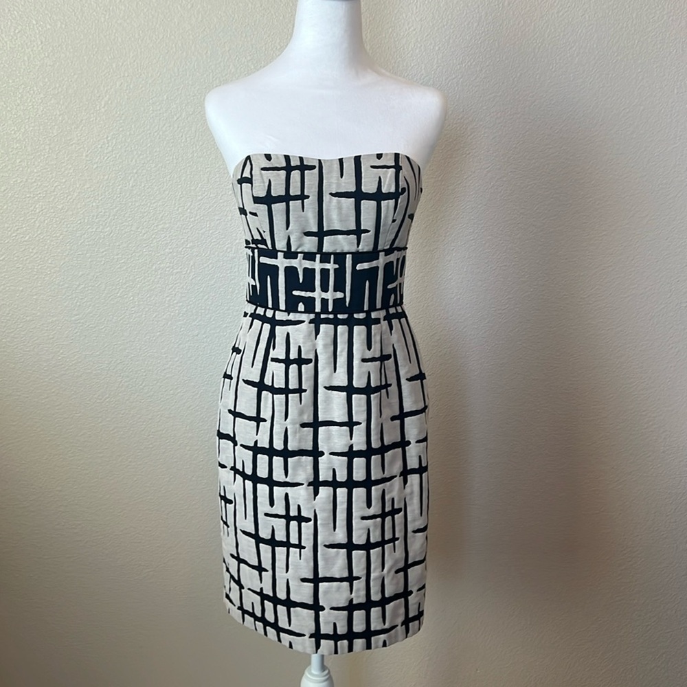 MAX AND CLEO - WOMEN’S STRAPLESS DRESS MIDI BLACK AND CREAM SIZE 4